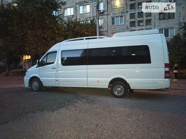 Белый Мерседес Sprinter, объемом двигателя 2.14 л и пробегом 50 тыс. км за 35000 $, фото 13 на Automoto.ua