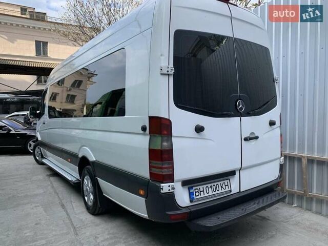 Белый Мерседес Sprinter, объемом двигателя 2.14 л и пробегом 150 тыс. км за 34900 $, фото 6 на Automoto.ua