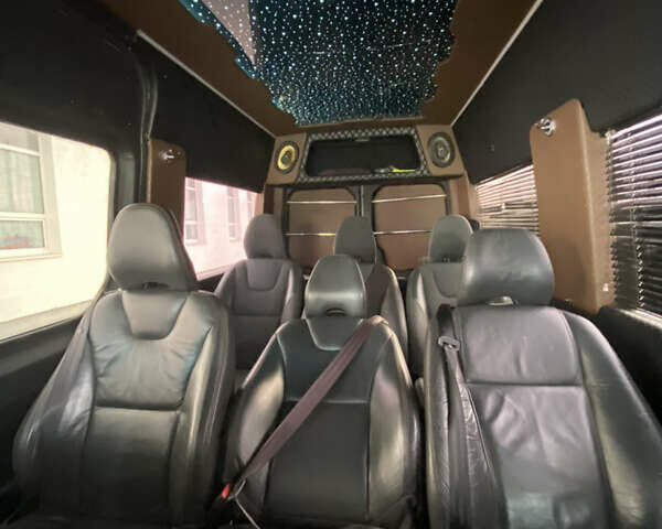 Белый Мерседес Sprinter, объемом двигателя 2.99 л и пробегом 310 тыс. км за 13500 $, фото 12 на Automoto.ua