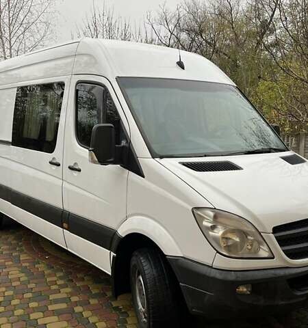 Белый Мерседес Sprinter, объемом двигателя 3 л и пробегом 485 тыс. км за 23500 $, фото 7 на Automoto.ua