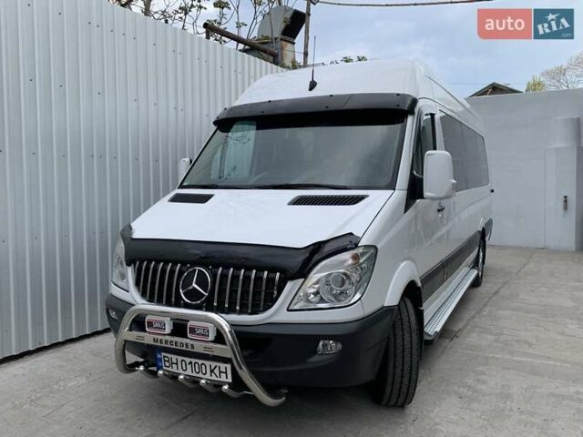Белый Мерседес Sprinter, объемом двигателя 2.14 л и пробегом 150 тыс. км за 34900 $, фото 8 на Automoto.ua