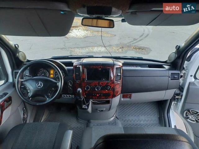 Белый Мерседес Sprinter, объемом двигателя 2.14 л и пробегом 582 тыс. км за 16600 $, фото 11 на Automoto.ua
