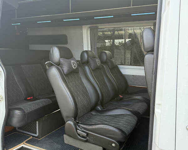 Мерседес Sprinter 2011 в Снятине на Automoto.ua Белый Мерседес Sprinter, объемом двигателя 0 л и пробегом 350 тыс. км за 22500 $, фото 3 на Automoto.ua