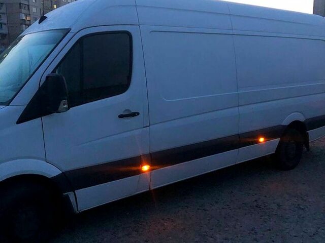 Білий Мерседес Sprinter, об'ємом двигуна 2.1 л та пробігом 500 тис. км за 15000 $, фото 4 на Automoto.ua