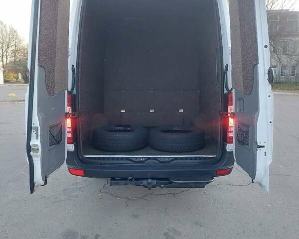 Белый Мерседес Sprinter, объемом двигателя 2.14 л и пробегом 582 тыс. км за 16600 $, фото 16 на Automoto.ua