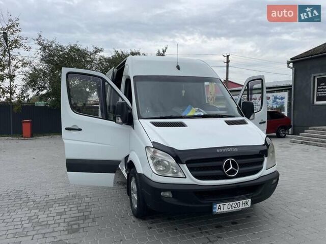 Белый Мерседес Sprinter, объемом двигателя 3 л и пробегом 470 тыс. км за 18900 $, фото 25 на Automoto.ua
