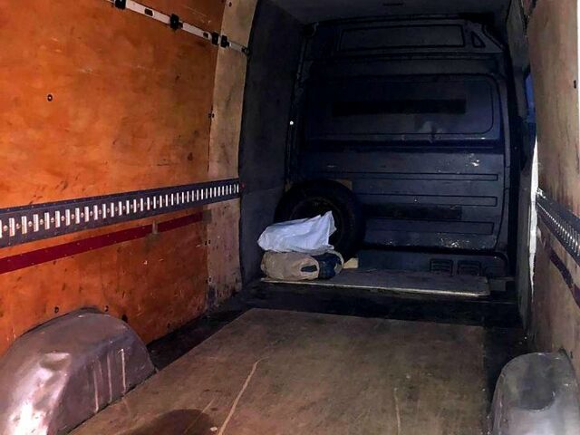 Білий Мерседес Sprinter, об'ємом двигуна 2.1 л та пробігом 500 тис. км за 15000 $, фото 6 на Automoto.ua