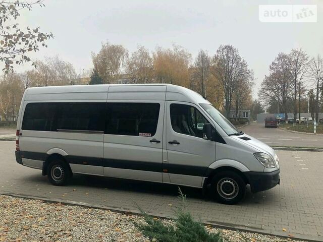 Белый Мерседес Sprinter, объемом двигателя 2.2 л и пробегом 200 тыс. км за 19999 $, фото 9 на Automoto.ua