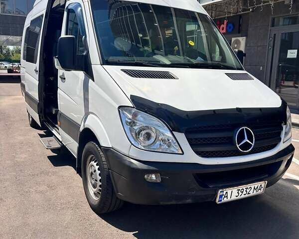 Белый Мерседес Sprinter, объемом двигателя 2.99 л и пробегом 500 тыс. км за 40900 $, фото 5 на Automoto.ua