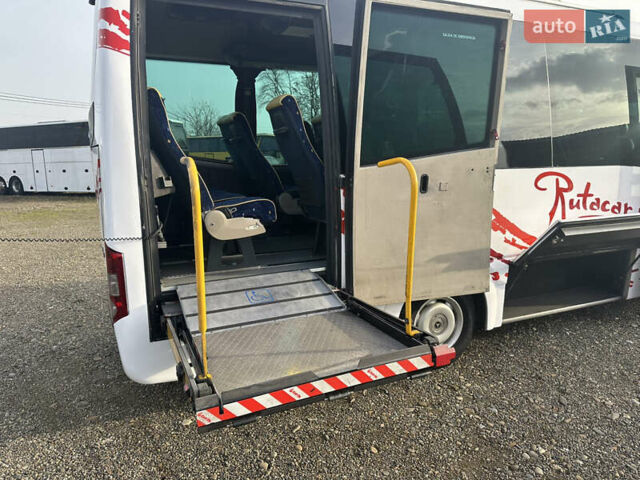 Білий Мерседес Sprinter, об'ємом двигуна 0 л та пробігом 438 тис. км за 44852 $, фото 24 на Automoto.ua