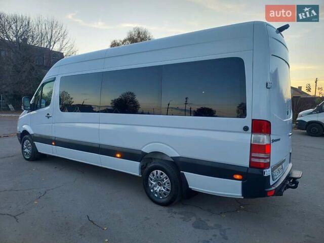 Белый Мерседес Sprinter, объемом двигателя 2.14 л и пробегом 582 тыс. км за 16600 $, фото 5 на Automoto.ua