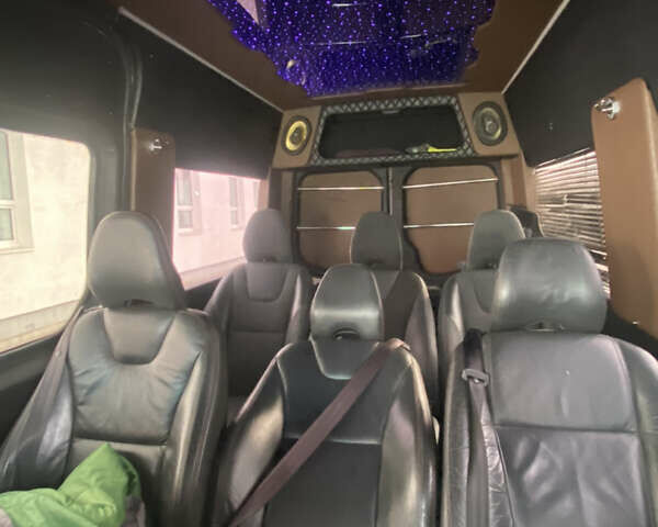 Белый Мерседес Sprinter, объемом двигателя 2.99 л и пробегом 310 тыс. км за 13500 $, фото 11 на Automoto.ua