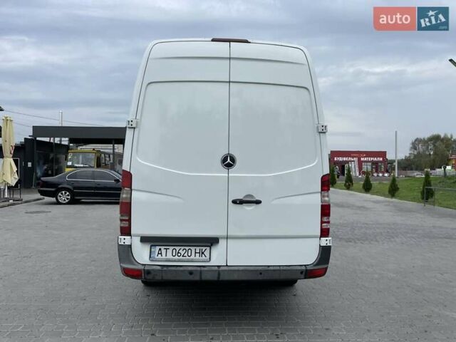 Белый Мерседес Sprinter, объемом двигателя 3 л и пробегом 470 тыс. км за 18900 $, фото 22 на Automoto.ua
