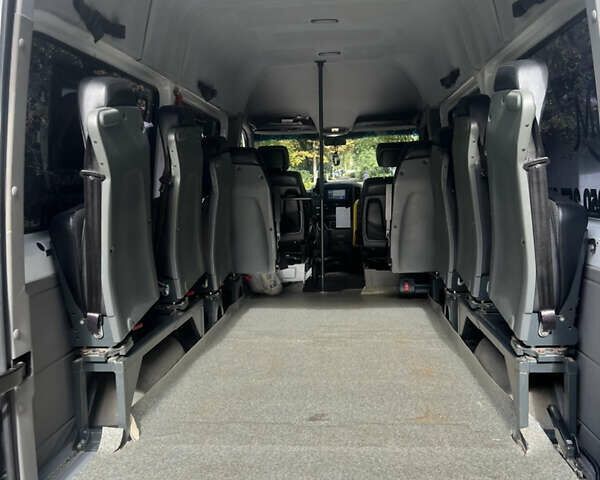 Білий Мерседес Sprinter, об'ємом двигуна 2.1 л та пробігом 400 тис. км за 16500 $, фото 10 на Automoto.ua