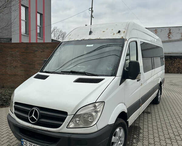 Белый Мерседес Sprinter, объемом двигателя 2.3 л и пробегом 760 тыс. км за 12200 $, фото 11 на Automoto.ua