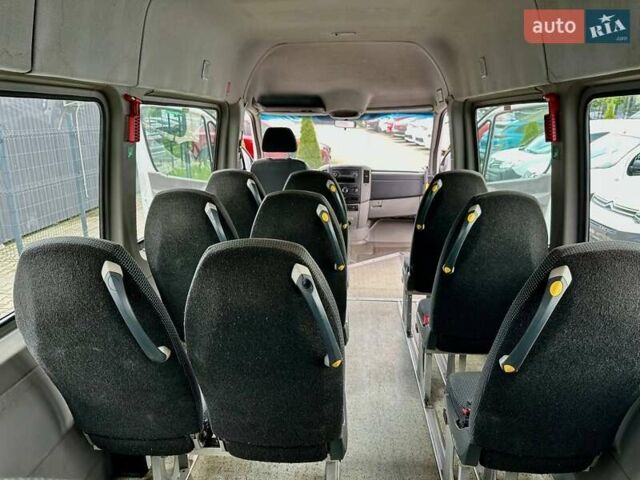 Белый Мерседес Sprinter, объемом двигателя 2.14 л и пробегом 413 тыс. км за 19500 $, фото 18 на Automoto.ua