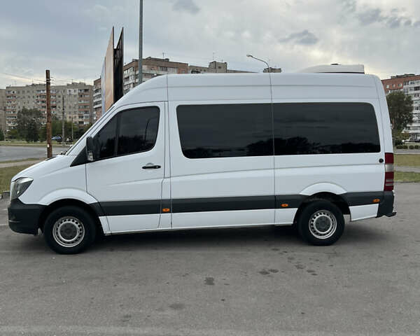 Белый Мерседес Sprinter, объемом двигателя 2.14 л и пробегом 282 тыс. км за 16000 $, фото 9 на Automoto.ua