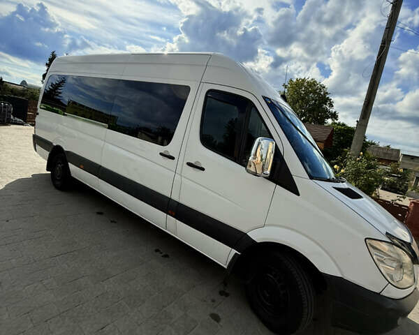 Білий Мерседес Sprinter, об'ємом двигуна 2.14 л та пробігом 160 тис. км за 15000 $, фото 6 на Automoto.ua