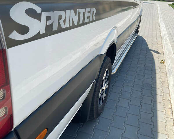 Білий Мерседес Sprinter, об'ємом двигуна 0 л та пробігом 900 тис. км за 22500 $, фото 7 на Automoto.ua