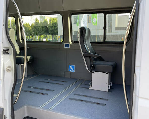 Білий Мерседес Sprinter, об'ємом двигуна 2.2 л та пробігом 400 тис. км за 21500 $, фото 29 на Automoto.ua