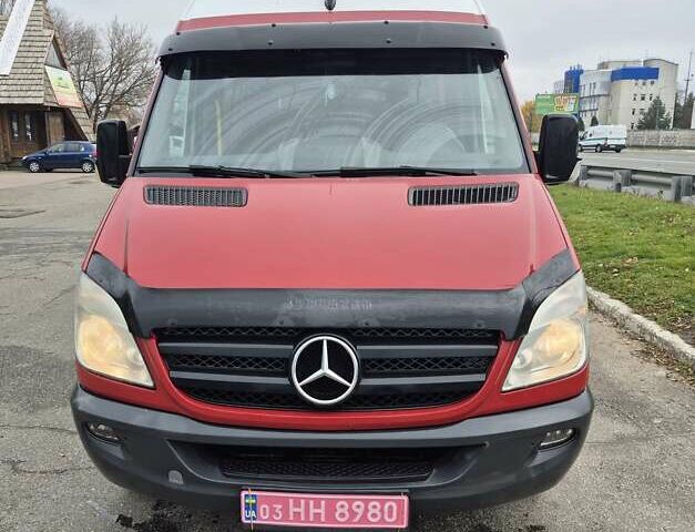 Белый Мерседес Sprinter, объемом двигателя 2.9 л и пробегом 320 тыс. км за 13700 $, фото 1 на Automoto.ua