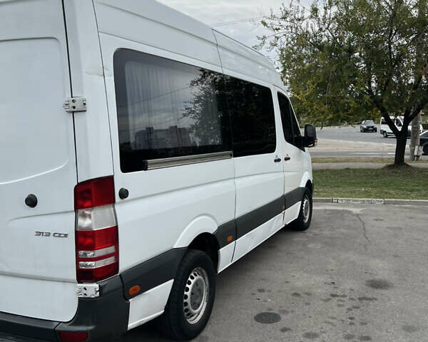 Белый Мерседес Sprinter, объемом двигателя 2.14 л и пробегом 282 тыс. км за 16000 $, фото 14 на Automoto.ua