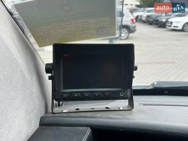 Белый Мерседес Sprinter, объемом двигателя 2.14 л и пробегом 449 тыс. км за 12000 $, фото 23 на Automoto.ua