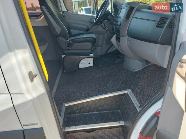 Белый Мерседес Sprinter, объемом двигателя 2.9 л и пробегом 320 тыс. км за 13700 $, фото 16 на Automoto.ua