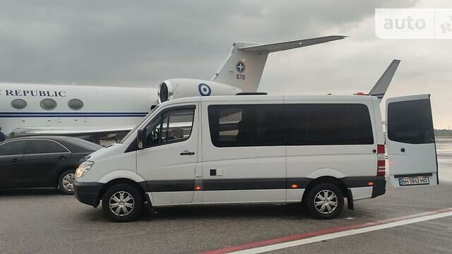 Белый Мерседес Sprinter, объемом двигателя 2.1 л и пробегом 295 тыс. км за 19500 $, фото 10 на Automoto.ua