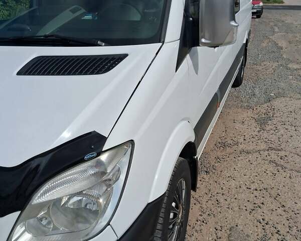Белый Мерседес Sprinter, объемом двигателя 2.1 л и пробегом 350 тыс. км за 20500 $, фото 6 на Automoto.ua