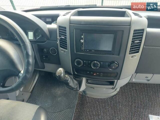 Белый Мерседес Sprinter, объемом двигателя 2.9 л и пробегом 320 тыс. км за 13700 $, фото 12 на Automoto.ua