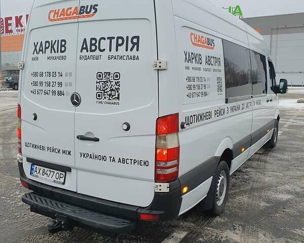 Белый Мерседес Sprinter, объемом двигателя 2.14 л и пробегом 330 тыс. км за 27000 $, фото 7 на Automoto.ua