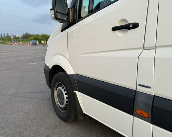Белый Мерседес Sprinter, объемом двигателя 2.14 л и пробегом 500 тыс. км за 23200 $, фото 6 на Automoto.ua
