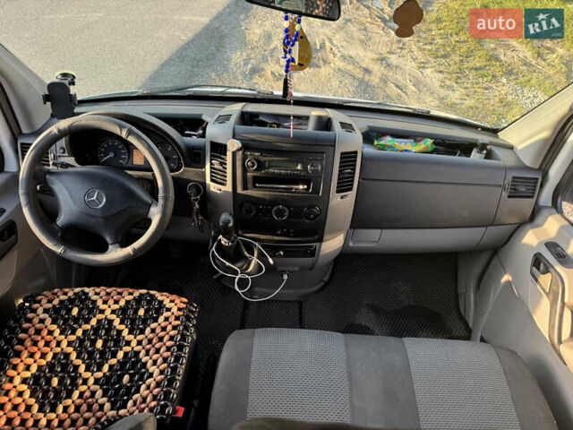 Білий Мерседес Sprinter, об'ємом двигуна 2.14 л та пробігом 330 тис. км за 13700 $, фото 7 на Automoto.ua