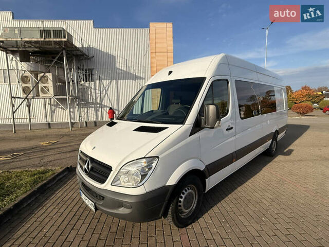 Белый Мерседес Sprinter, объемом двигателя 2.9 л и пробегом 365 тыс. км за 21000 $, фото 1 на Automoto.ua