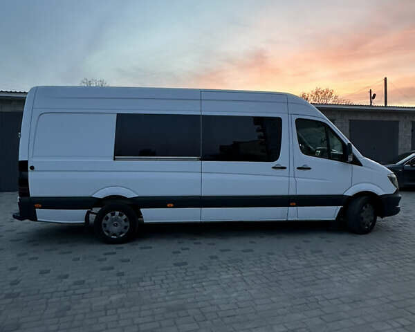 Білий Мерседес Sprinter, об'ємом двигуна 3.22 л та пробігом 600 тис. км за 20000 $, фото 3 на Automoto.ua