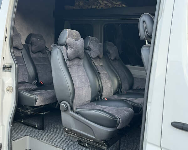 Білий Мерседес Sprinter, об'ємом двигуна 2.99 л та пробігом 800 тис. км за 24500 $, фото 14 на Automoto.ua