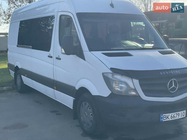 Белый Мерседес Sprinter, объемом двигателя 3.22 л и пробегом 700 тыс. км за 22500 $, фото 1 на Automoto.ua