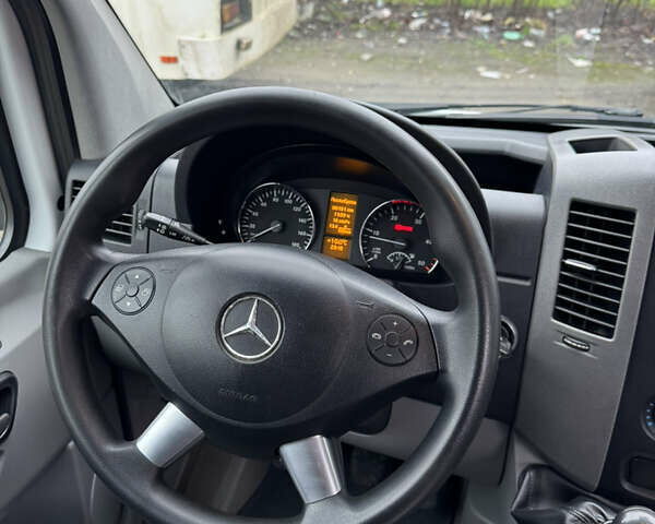 Білий Мерседес Sprinter, об'ємом двигуна 2.14 л та пробігом 515 тис. км за 22500 $, фото 16 на Automoto.ua