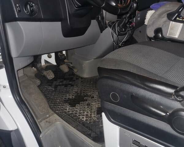 Белый Мерседес Sprinter, объемом двигателя 2.1 л и пробегом 142 тыс. км за 19200 $, фото 15 на Automoto.ua