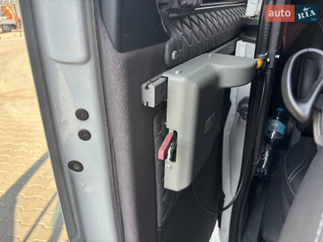 Білий Мерседес Sprinter, об'ємом двигуна 2.14 л та пробігом 286 тис. км за 20500 $, фото 21 на Automoto.ua