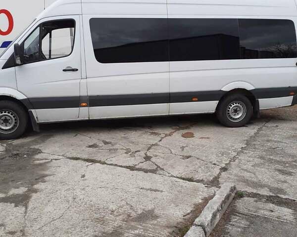 Білий Мерседес Sprinter, об'ємом двигуна 0 л та пробігом 284 тис. км за 20000 $, фото 1 на Automoto.ua