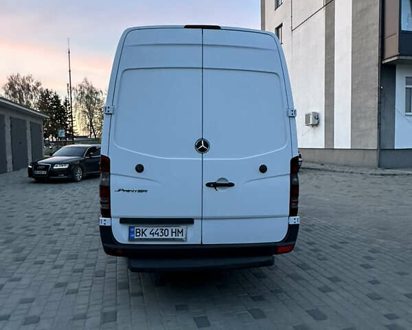 Білий Мерседес Sprinter, об'ємом двигуна 3.22 л та пробігом 600 тис. км за 20000 $, фото 2 на Automoto.ua