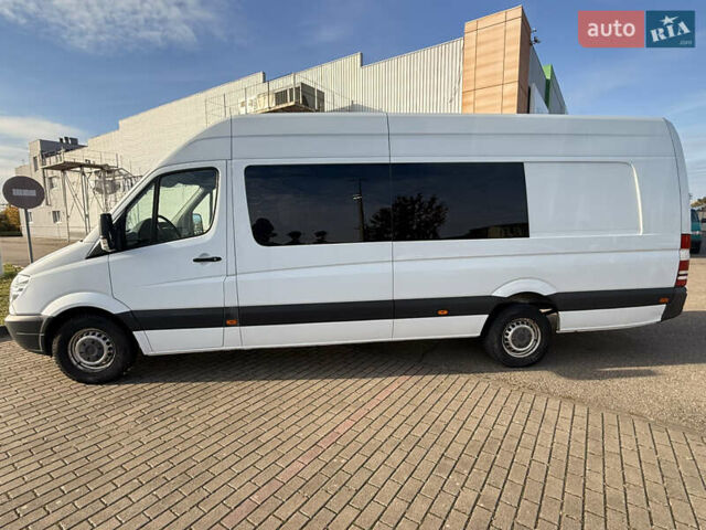 Белый Мерседес Sprinter, объемом двигателя 2.9 л и пробегом 365 тыс. км за 21000 $, фото 4 на Automoto.ua