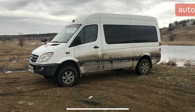 Білий Мерседес Sprinter, об'ємом двигуна 2.2 л та пробігом 98 тис. км за 33000 $, фото 9 на Automoto.ua