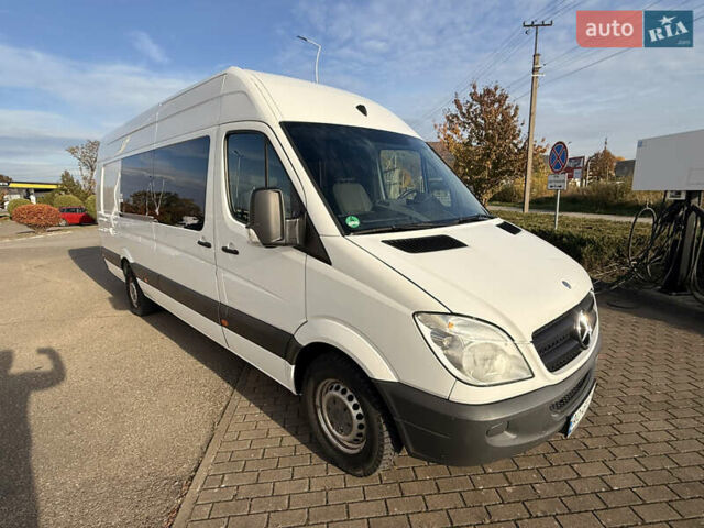 Белый Мерседес Sprinter, объемом двигателя 2.9 л и пробегом 365 тыс. км за 21000 $, фото 5 на Automoto.ua