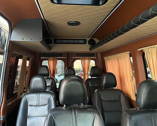 Белый Мерседес Sprinter, объемом двигателя 2.3 л и пробегом 257 тыс. км за 24800 $, фото 15 на Automoto.ua