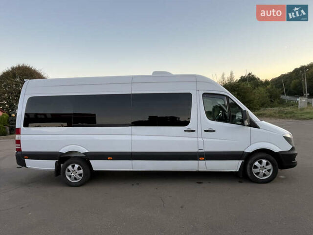 Білий Мерседес Sprinter, об'ємом двигуна 2.99 л та пробігом 800 тис. км за 24500 $, фото 11 на Automoto.ua
