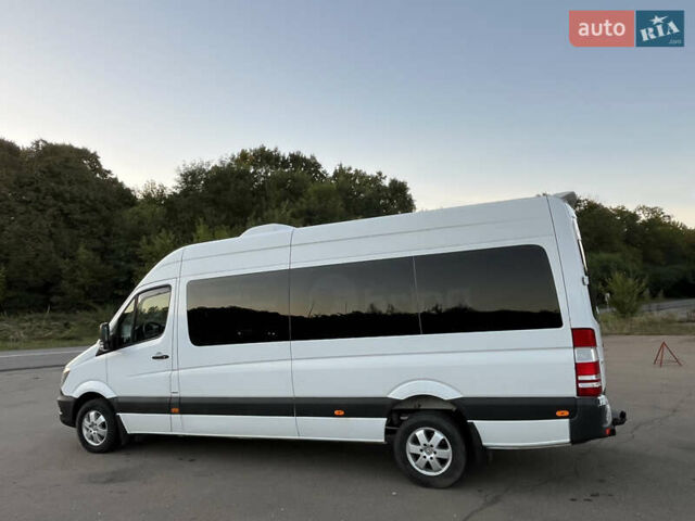 Белый Мерседес Sprinter, объемом двигателя 2.99 л и пробегом 800 тыс. км за 25800 $, фото 7 на Automoto.ua