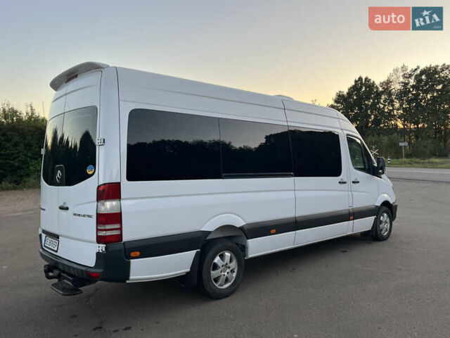 Белый Мерседес Sprinter, объемом двигателя 2.99 л и пробегом 800 тыс. км за 25800 $, фото 9 на Automoto.ua